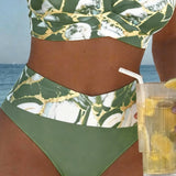 Bikini ar izgriezumiem