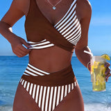 Krāsots Krustveida Bikini